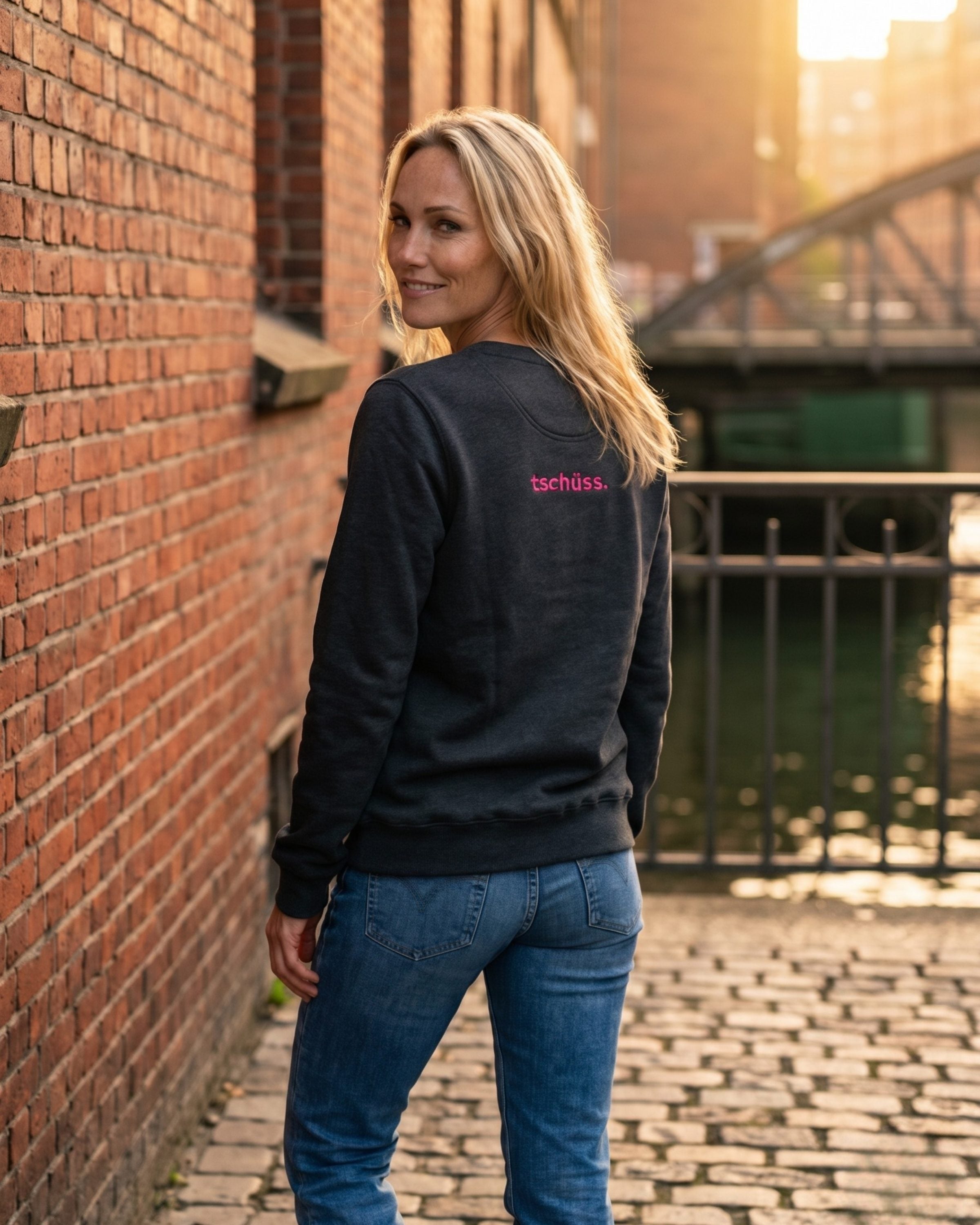 Moin-Tschüss Sweater Volcano Grey