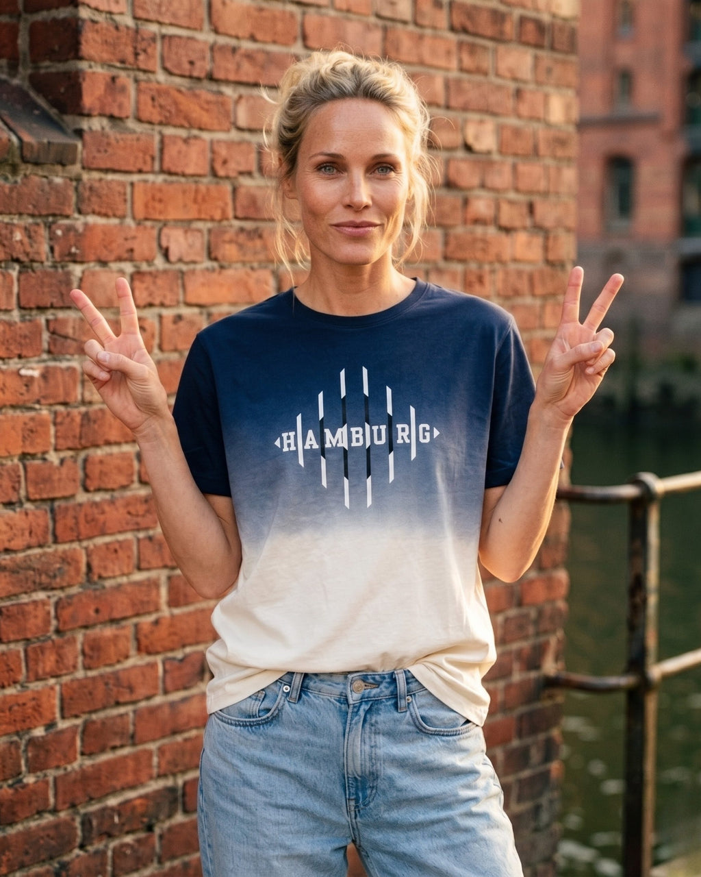 Hamburg Raute T-Shirt Dip Dye Navy